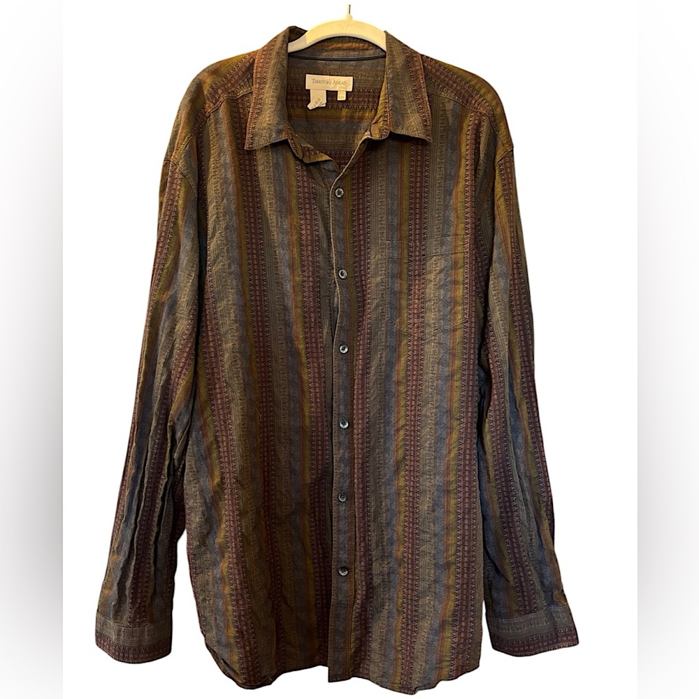80’s Vintage The Territory Ahead Men’s Button Down Dress Shirt